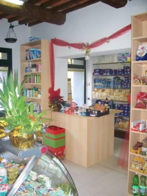  Image name: molino fine anno 2009 332.jpg 
 width: 301 pixel 
 height: 400 pixel 
 Size: 113979 bytes 
 Click to enlarge 